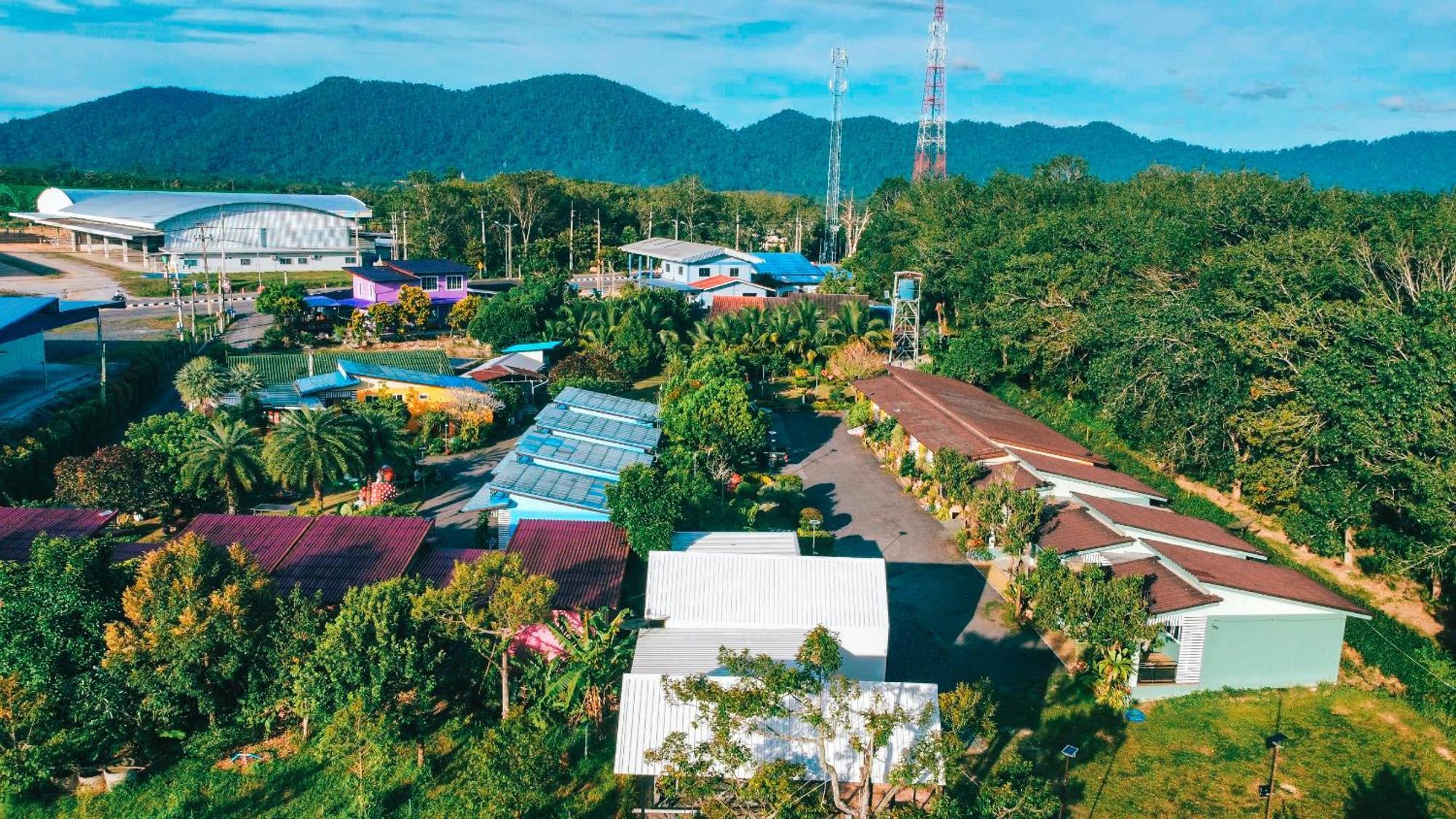 Baan Suan Mee Tang Hotel Chanthaburi Exterior photo