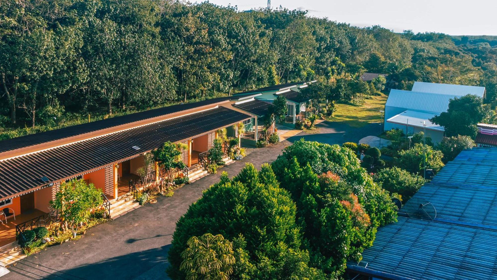 Baan Suan Mee Tang Hotel Chanthaburi Exterior photo